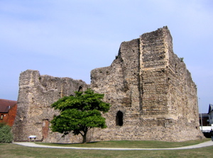 [An image showing Canterbury Castle]